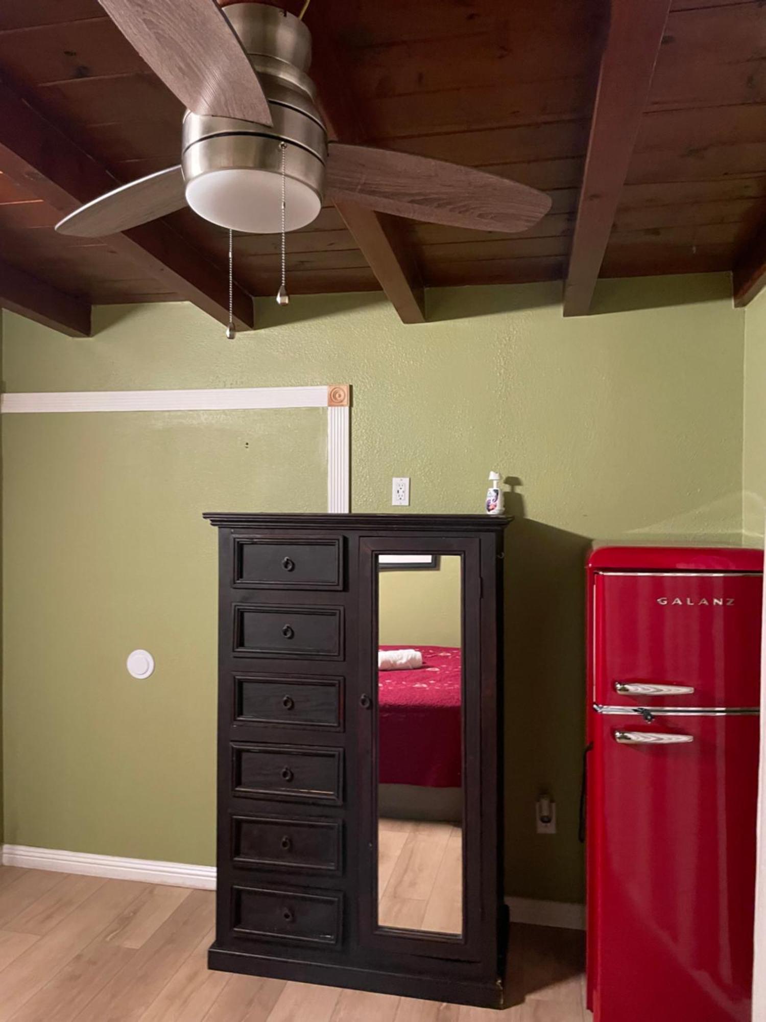 Private Room In La With Free Wifi And Tv With Shared Kitchen Los Angeles Ngoại thất bức ảnh