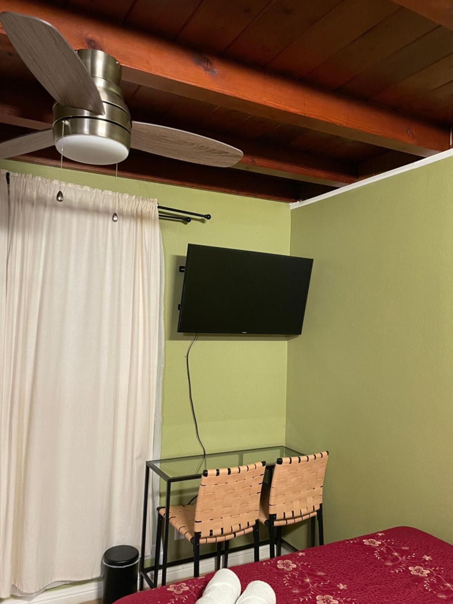 Private Room In La With Free Wifi And Tv With Shared Kitchen Los Angeles Ngoại thất bức ảnh